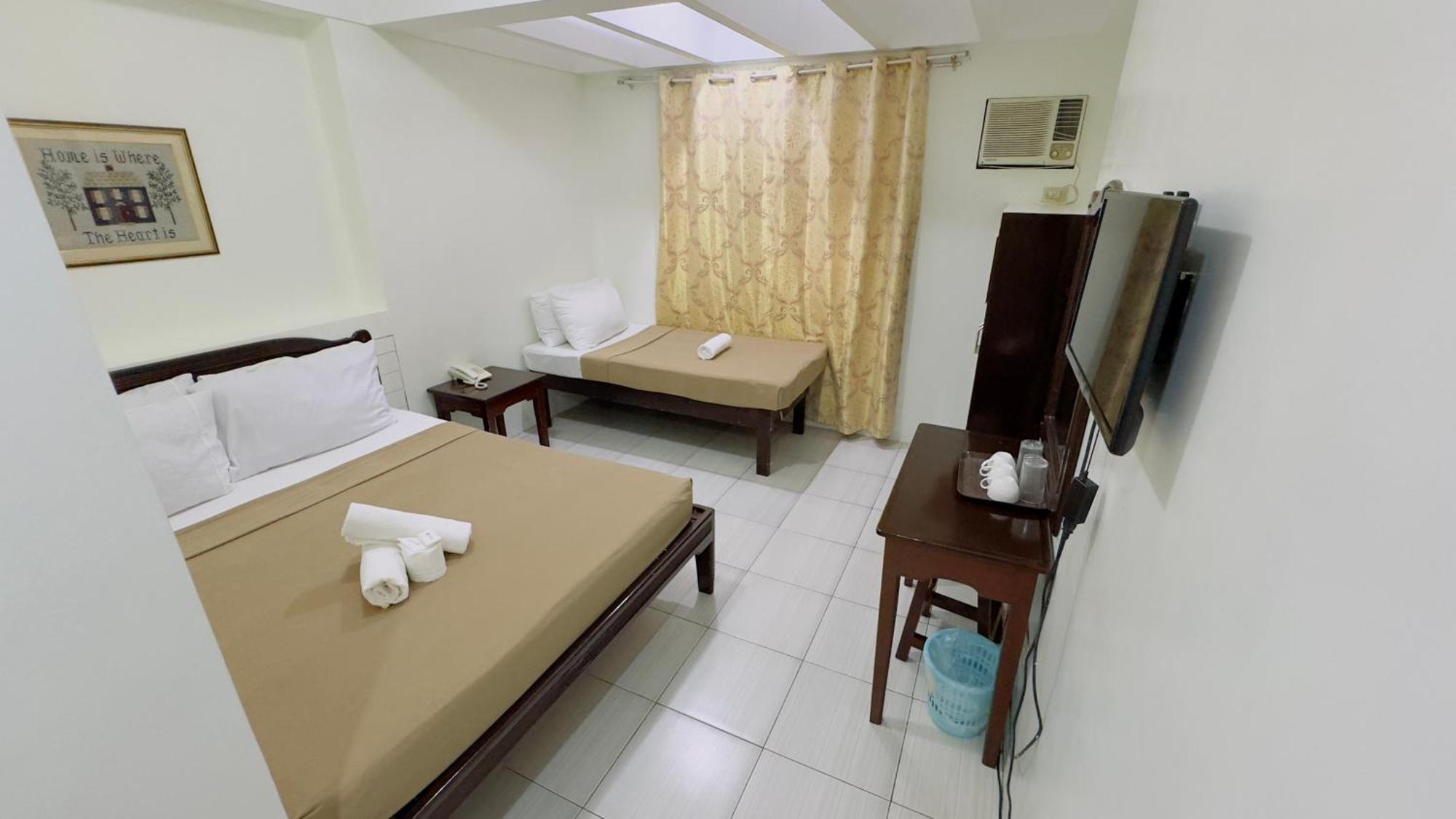 La Anclar Hotel Davao Stadt Exterior foto