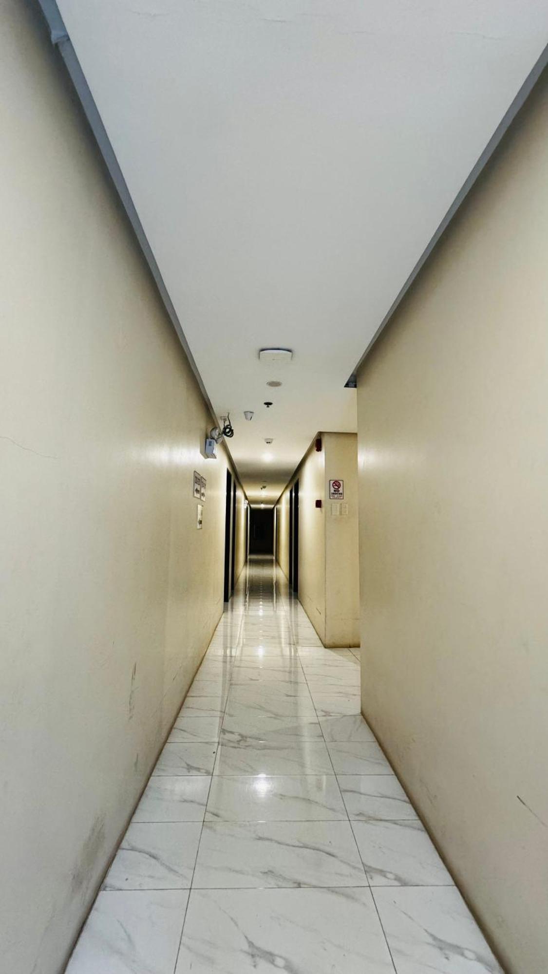 La Anclar Hotel Davao Stadt Exterior foto
