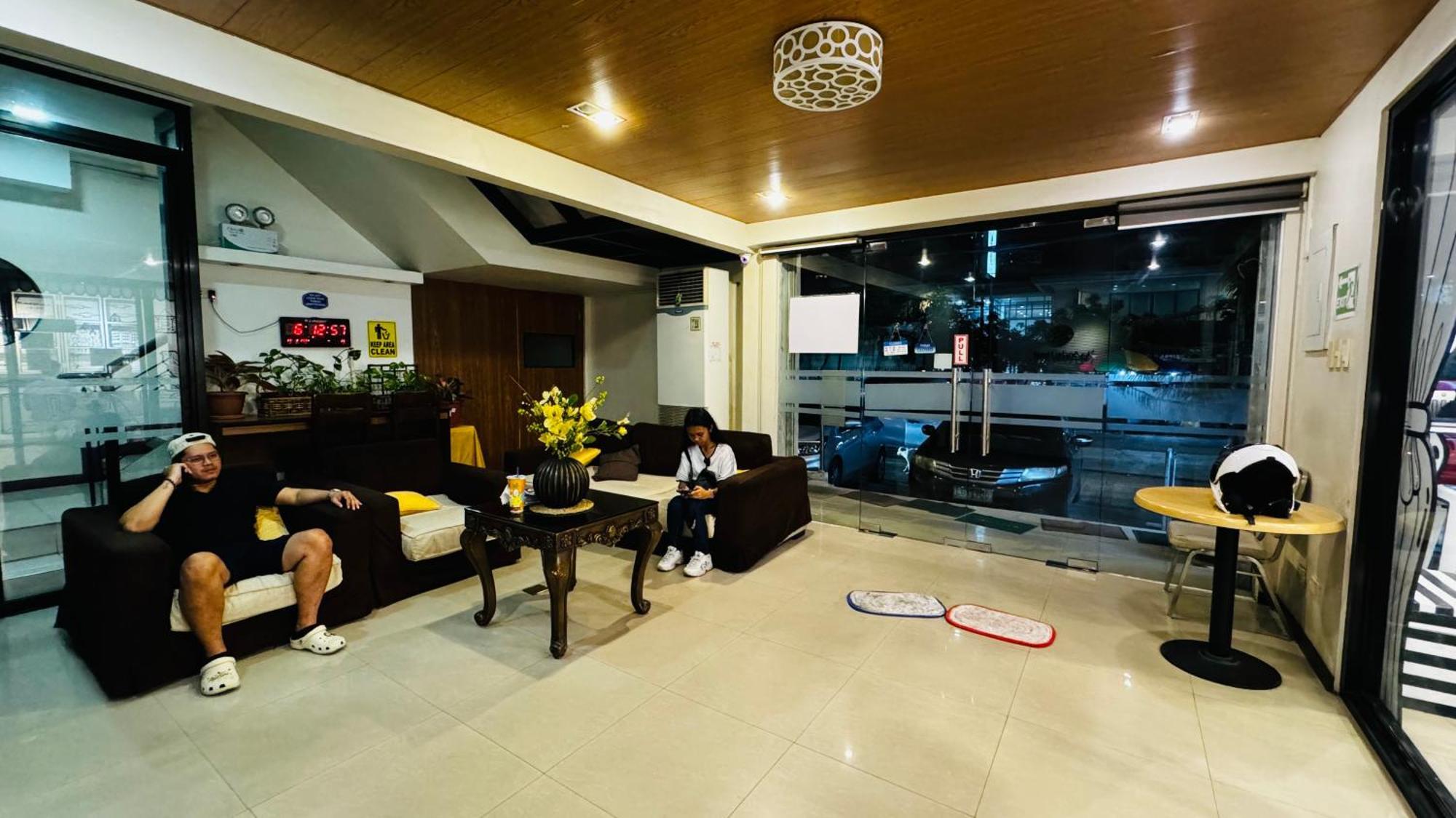 La Anclar Hotel Davao Stadt Exterior foto